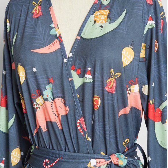 NIP Roar-some Holidays Robe - L/XL - ModCloth - Breakfast for Lunch - Picture 3 of 11